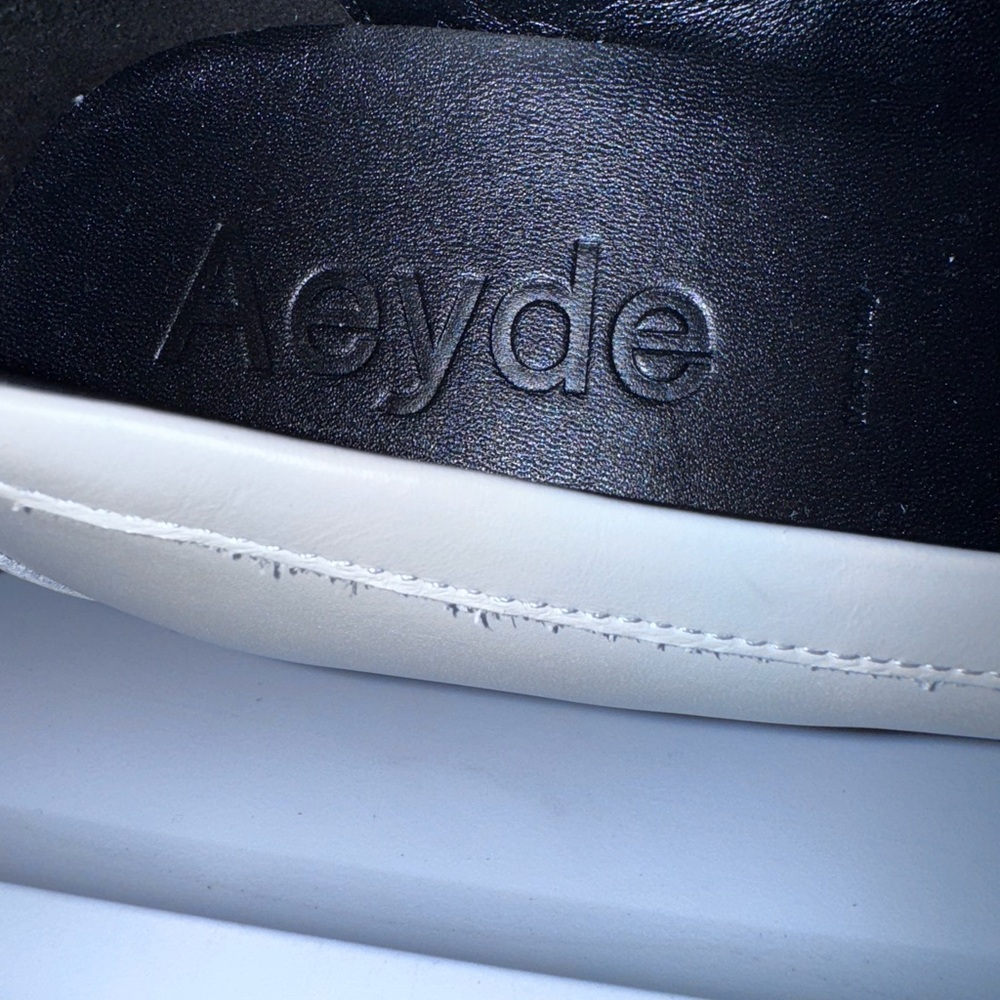 Aeyde Eryn Tassel Chalk Loafers 41=10 - Picture 4 of 6